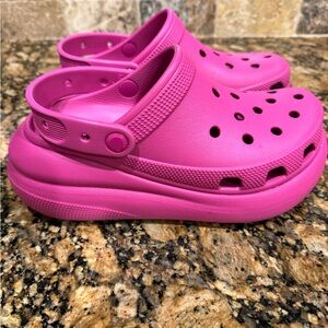 Crocs Classic Platform Clogs. Womens size 7. Like new wore one time. Hot pink.